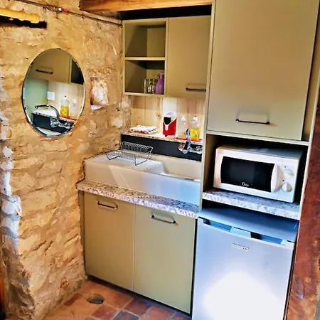 Ferienhaus La Pinay - Petite Maison Cosy Avec & Cheminee Lacave (Lot)