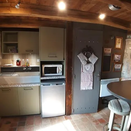 Ferienhaus La Pinay - Petite Maison Cosy Avec & Cheminee Lacave (Lot)